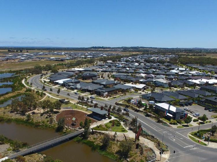 Opticomm brings FTTP to Warralily